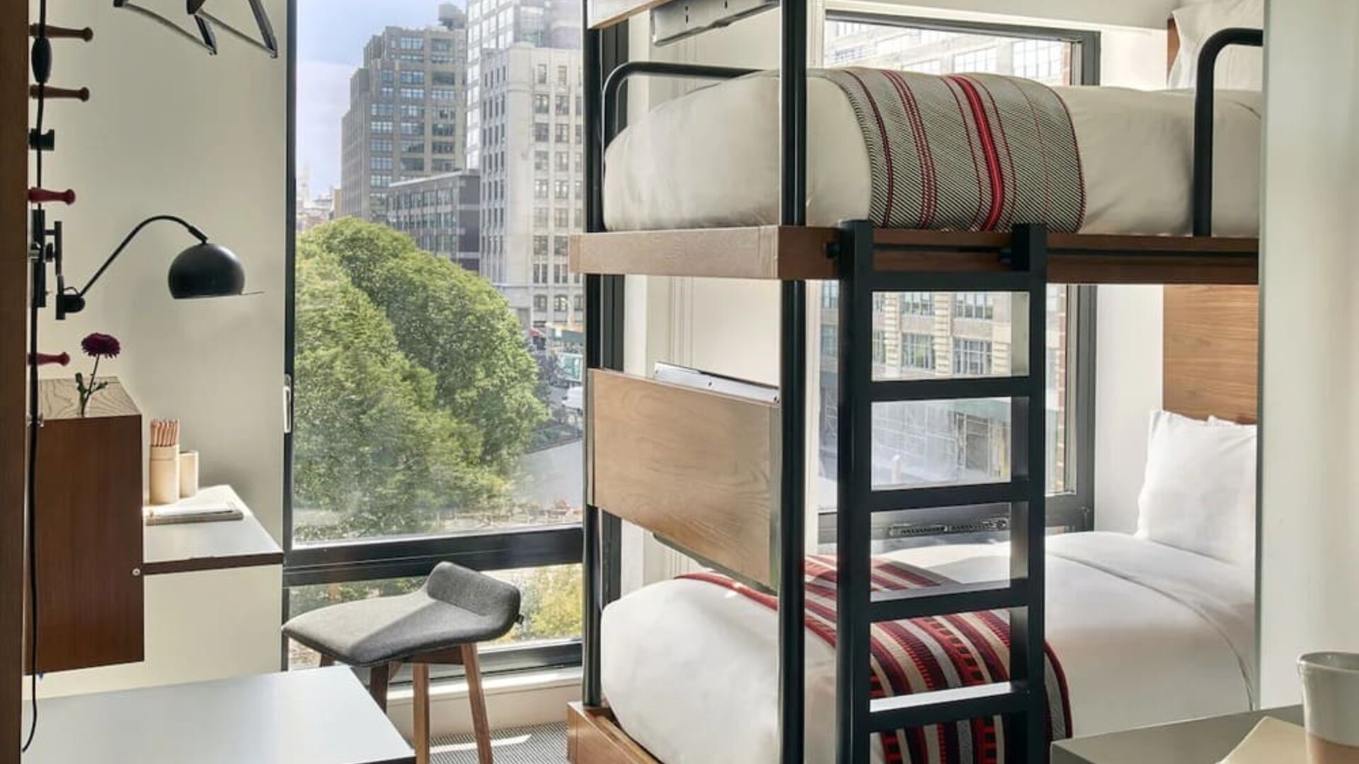 Day use twin room with work desk at Arlo SoHo.