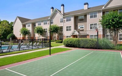 Tenis court at Sonesta ES Suites Atlanta Alpharetta North Point Mall.
