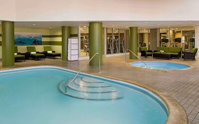 Indoor pool at Hyatt Regency New Brunswick.