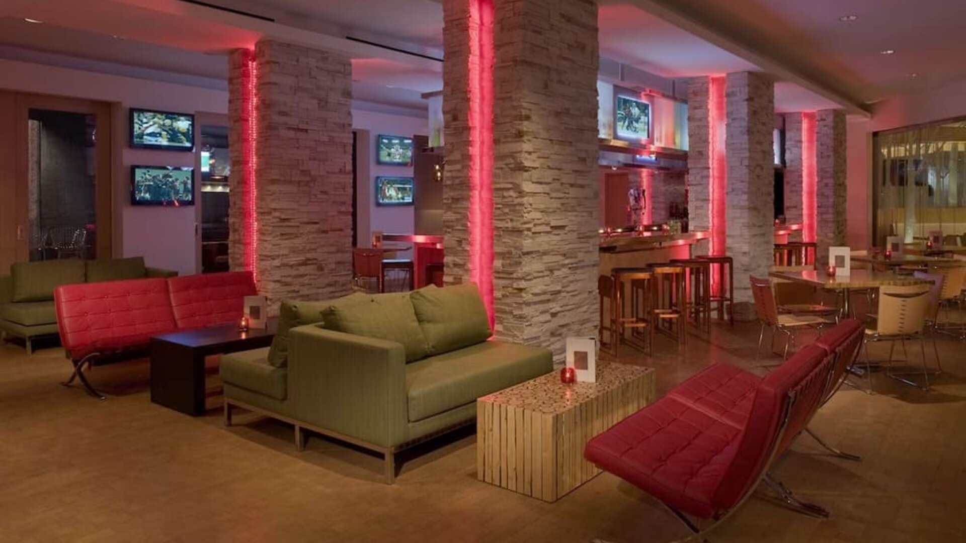 Hotel lounge at Hyatt Regency New Brunswick.