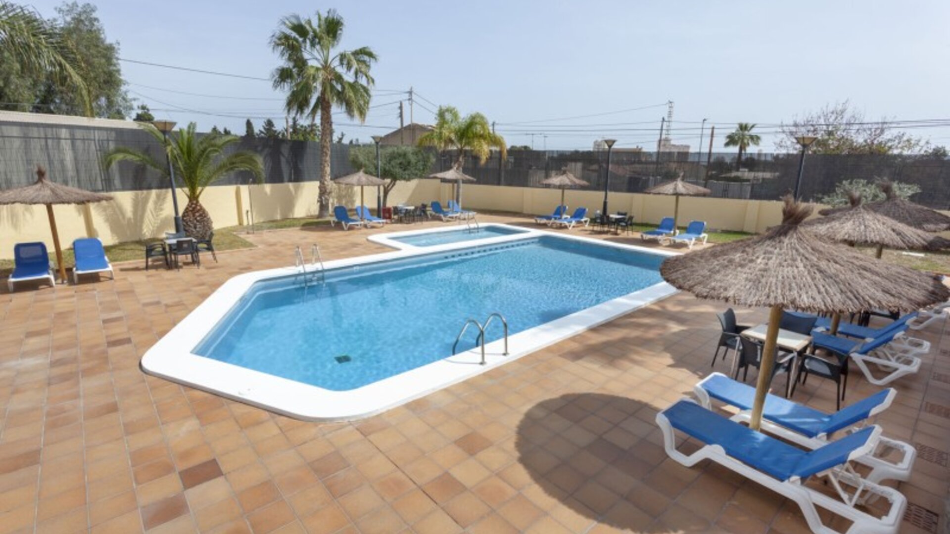 Hospedium Hotel Abril