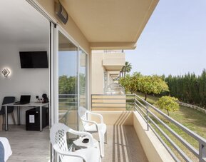 Hospedium Hotel Abril