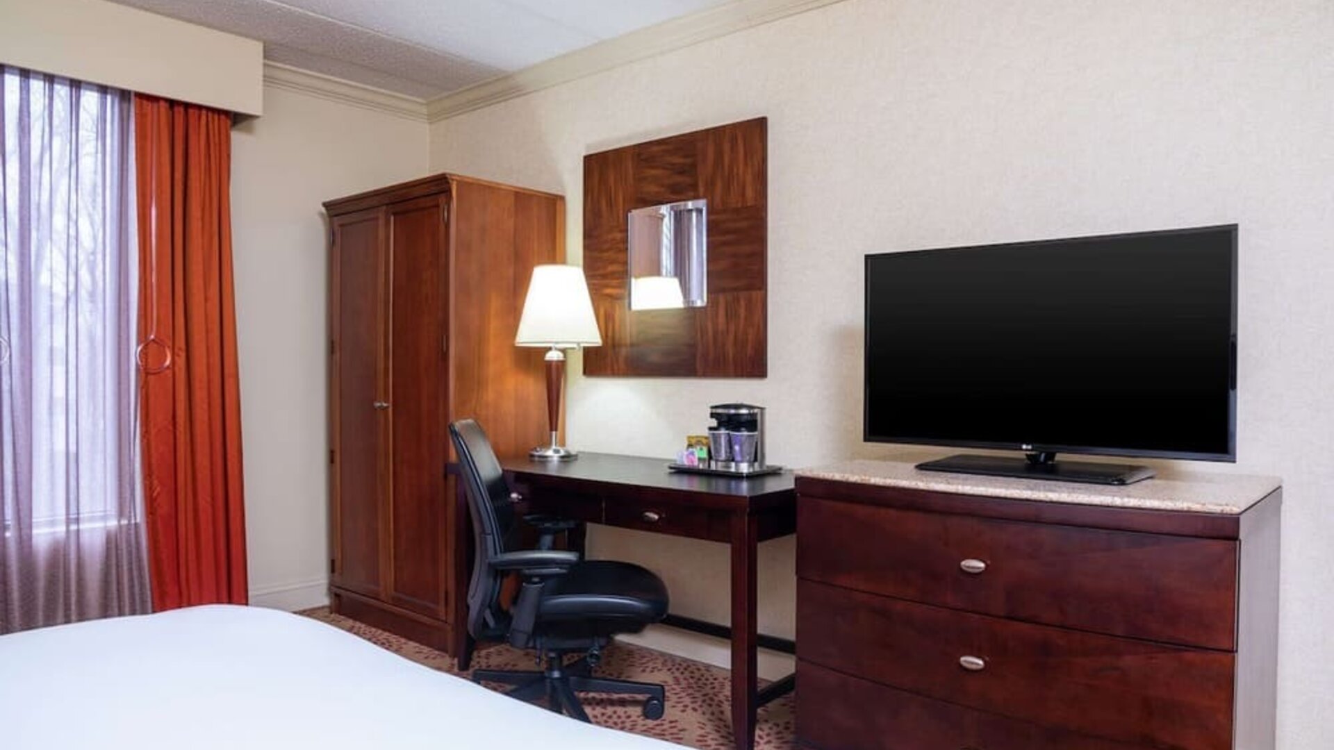 Day use room amenities at DoubleTree By Hilton Grand Rapids Airport.