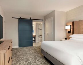 Day room with natural light at DoubleTree By Hilton Canton Downtown.