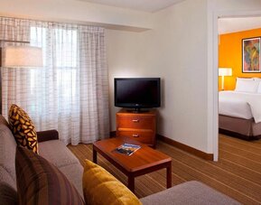 Day use room with living area at Sonesta ES Suites Birmingham Homewood.