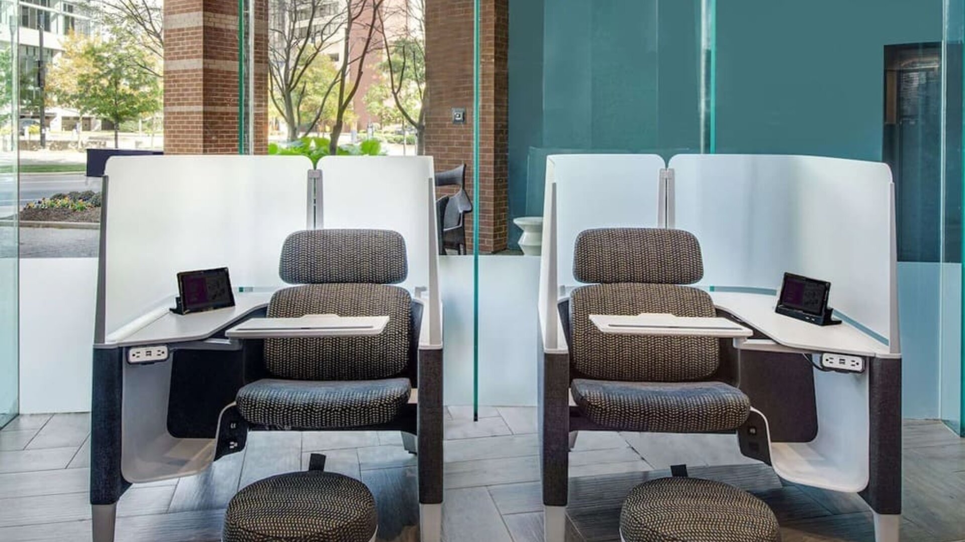 Executive lounge at Sonesta Columbus Downtown.