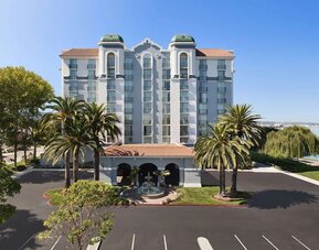 Parking area at Embassy Suites By Hilton San Francisco Airport Waterfront.