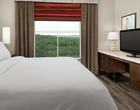 Day use room with natural light at Embassy Suites By Hilton Birmingham.