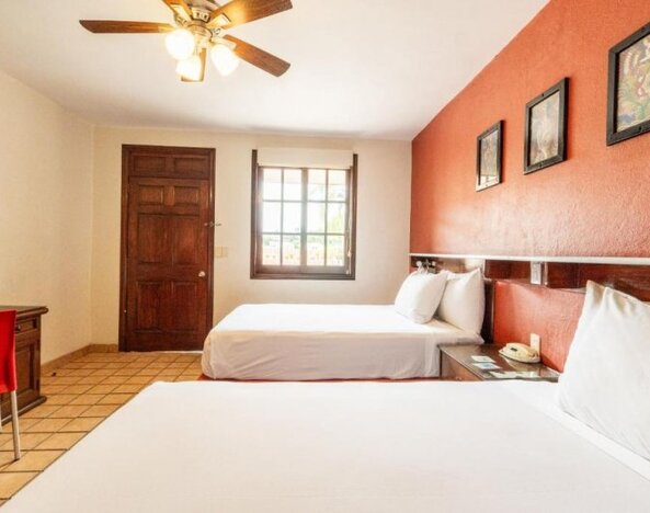 Villas del Sol Hotel