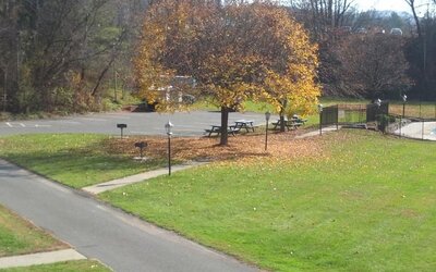Hotel gardens at Fairbanks Inn.