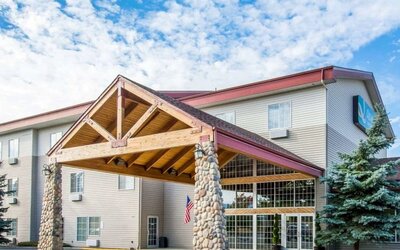Hotel exterior at Quality Inn & Suites Liberty Lake - Spokane Valley.