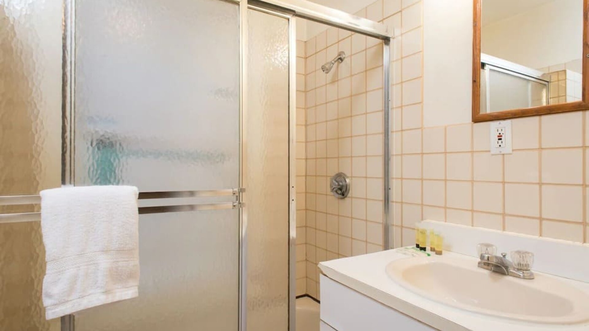 Private guest bathroom with shower at The Farrington Inn.