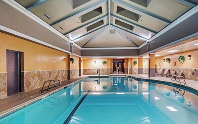Relaxing indoor pool at DoubleTree By Hilton Tulsa-Downtown.
