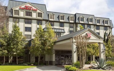 Entrance at Hilton Garden Inn Houston NW/Willowbrook.