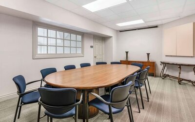 Professional meeting room at Sonesta ES Suites Dulles Airport.