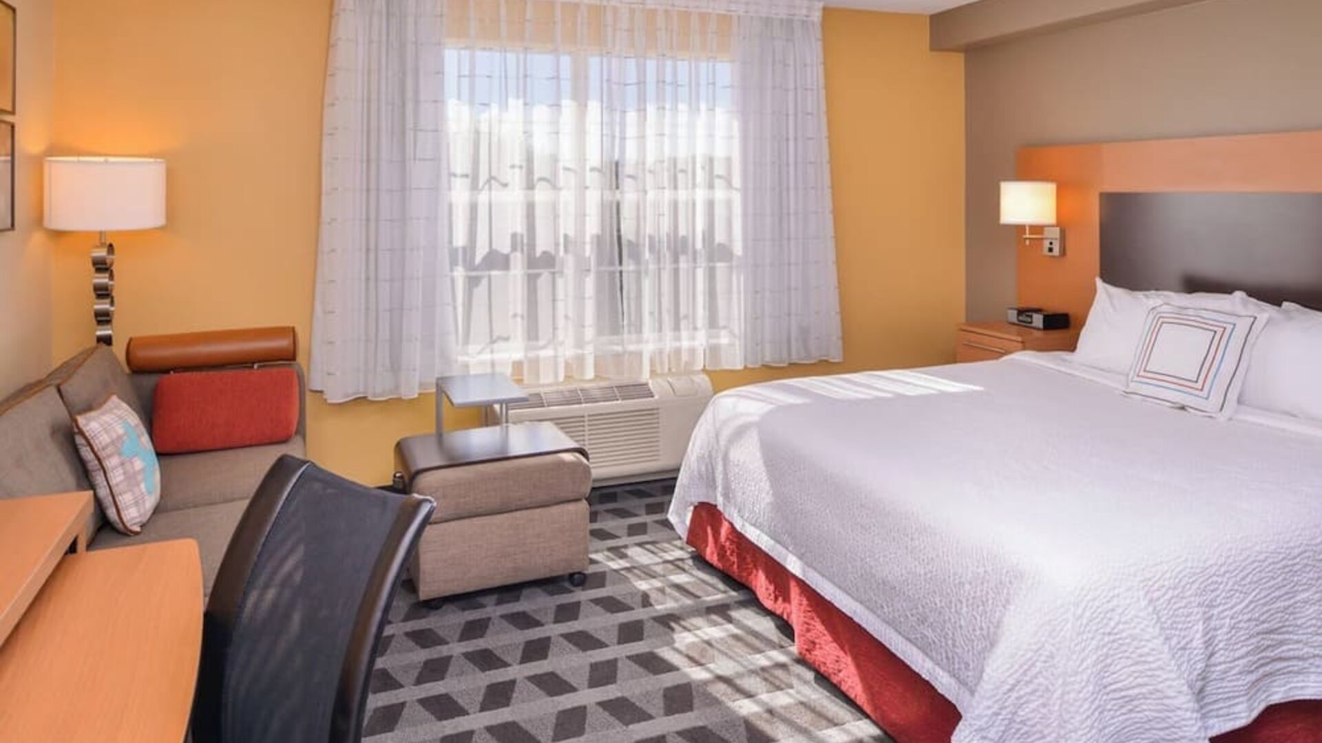 Day use room at Towneplace Suites By Marriott Arundel Mills.