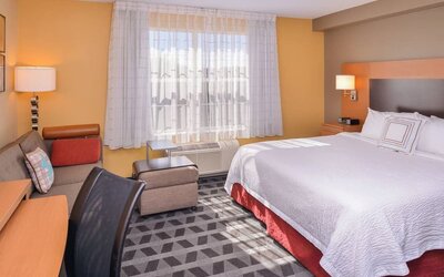 Day use room at Towneplace Suites By Marriott Arundel Mills.
