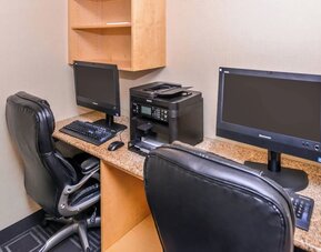 Business center at Towneplace Suites By Marriott Arundel Mills.