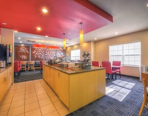 Breakfast available at Towneplace Suites By Marriott Arundel Mills.