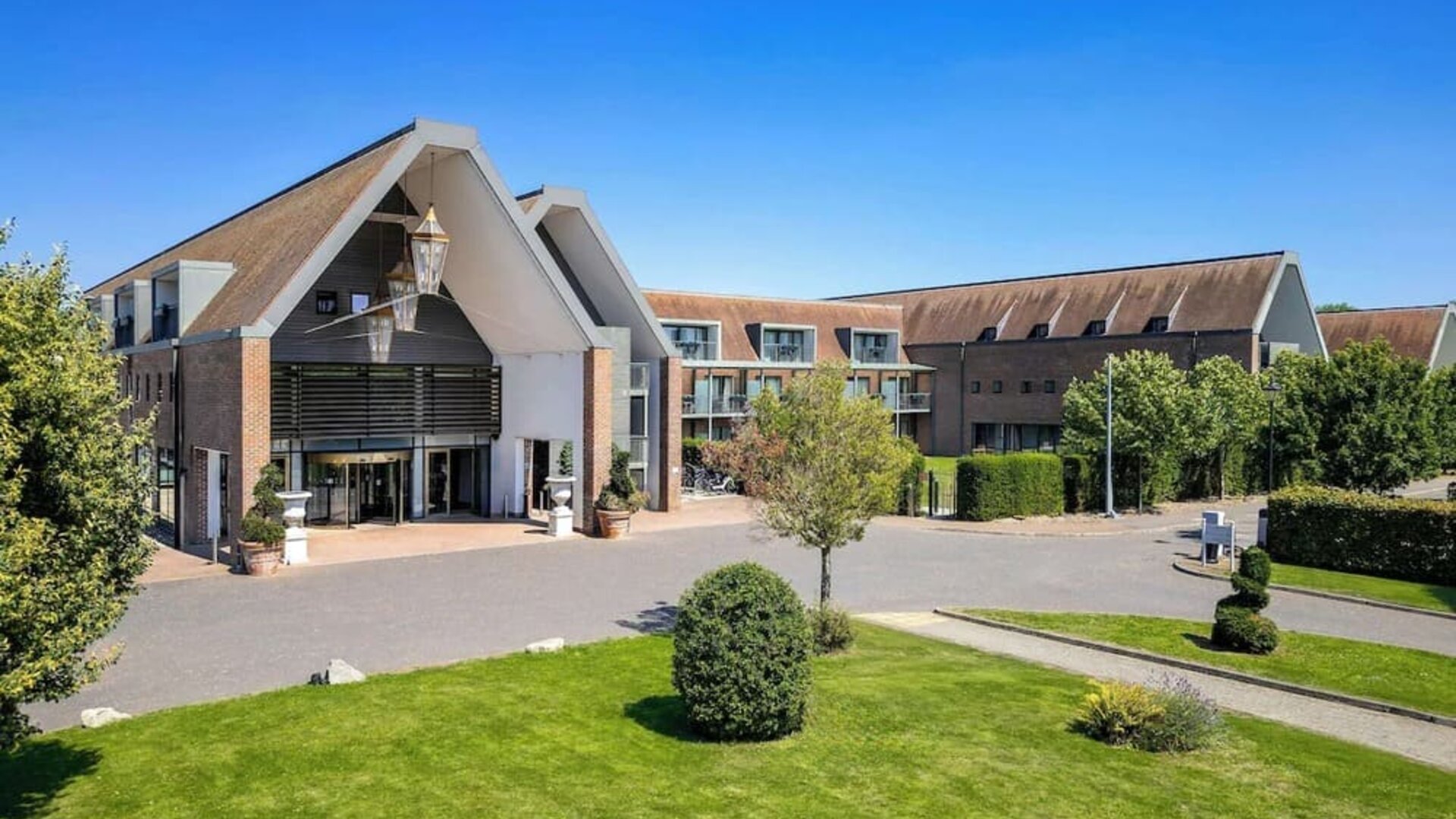 Hotel garden at Hilton London Syon Park.