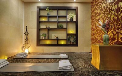 Yoga at Hilton London Syon Park.