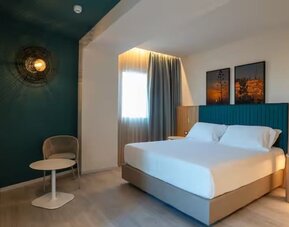 Romantic king room at Terradamari Resort & Spa Marina Di Modica.