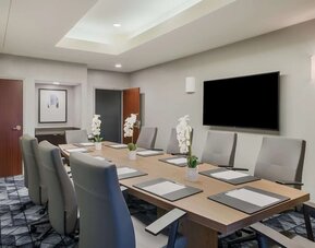 Professional meeting room at Sonesta Select Phoenix Chandler.