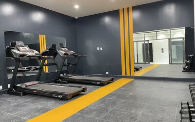 Fitness center at Liberty View Brooklyn Hotel.