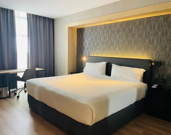 NH Mexico City Valle Dorado