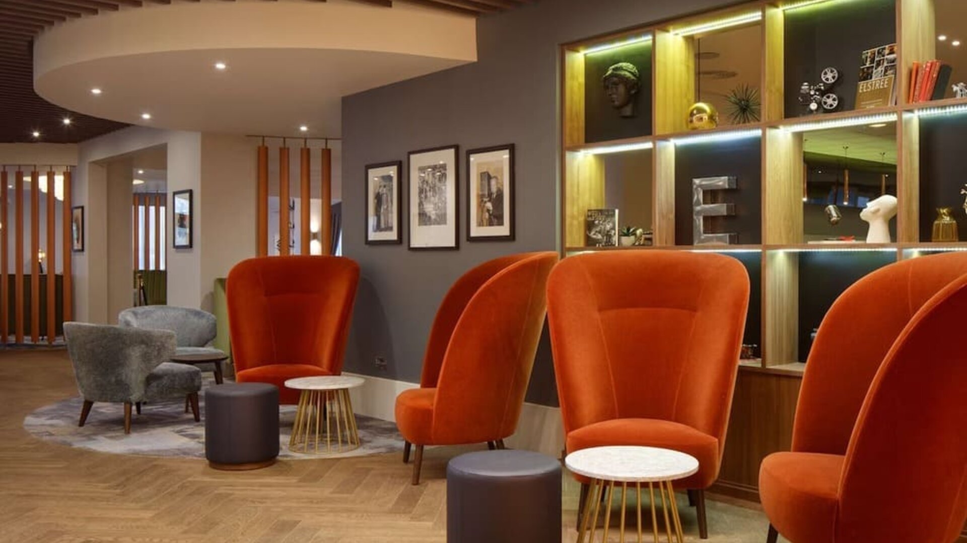 Lobby and lounge at DoubleTree By Hilton London Elstree.