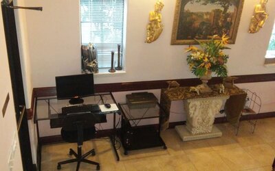 Business center available at Casa Rosa Inn.