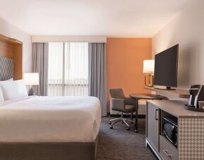 King room at DoubleTree By Hilton Fort Worth South.