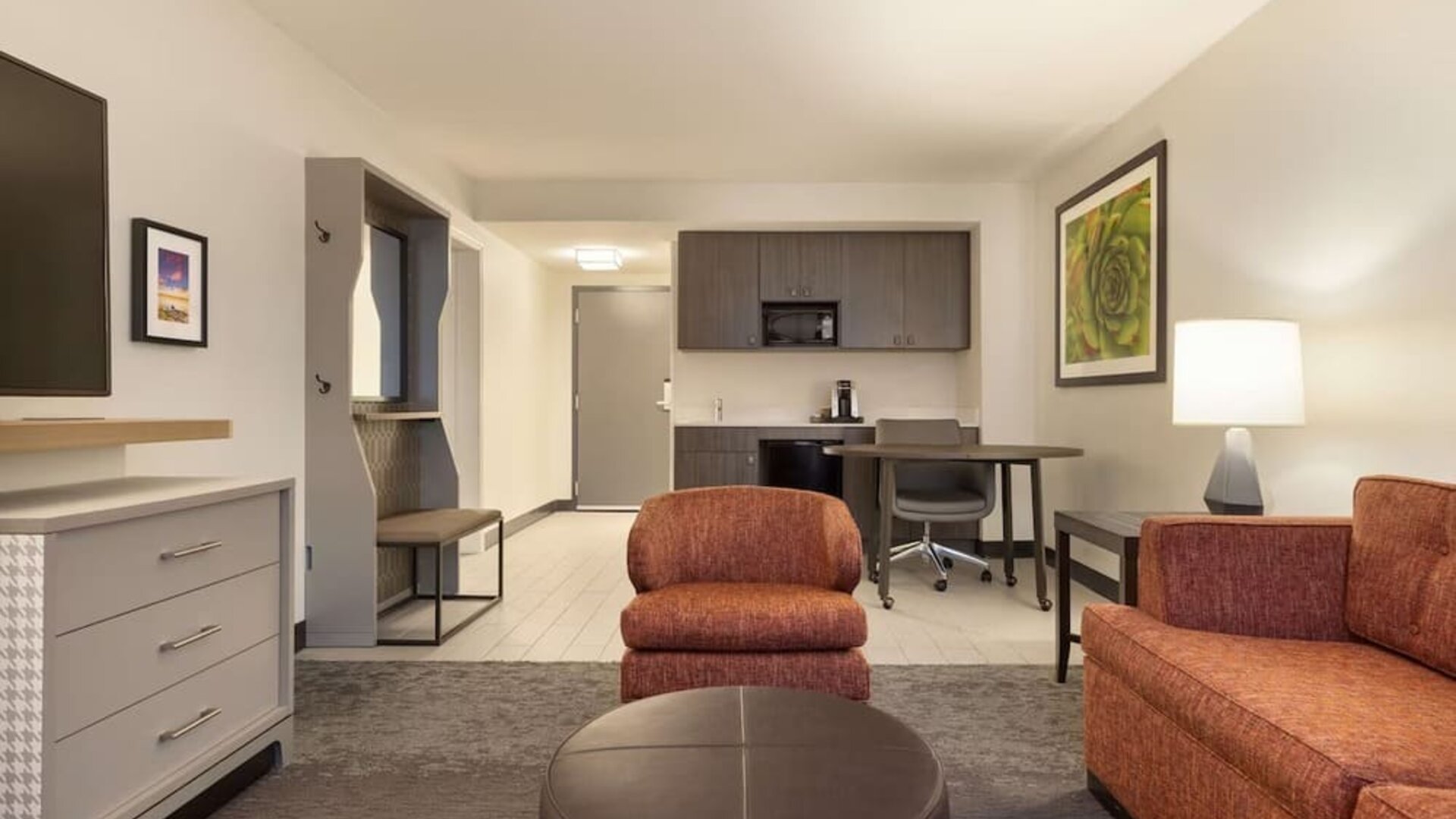 Lounge and TV at DoubleTree By Hilton Fort Worth South.