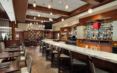 On-site bar with lounge seating at Hilton Scottsdale Resort & Villas.