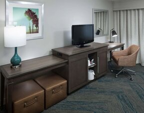 Day use room's workspace at Hampton Inn Los Angeles-Orange County-Cypress. 