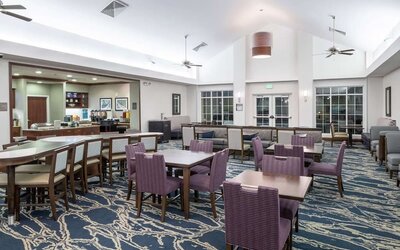 On-site restaurant at Homewood Suites By Hilton Fresno Airport/Clovis. 