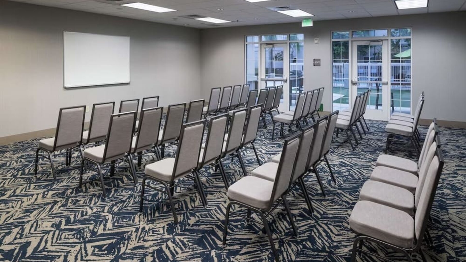 Professional meeting facility at Homewood Suites By Hilton Fresno Airport/Clovis.