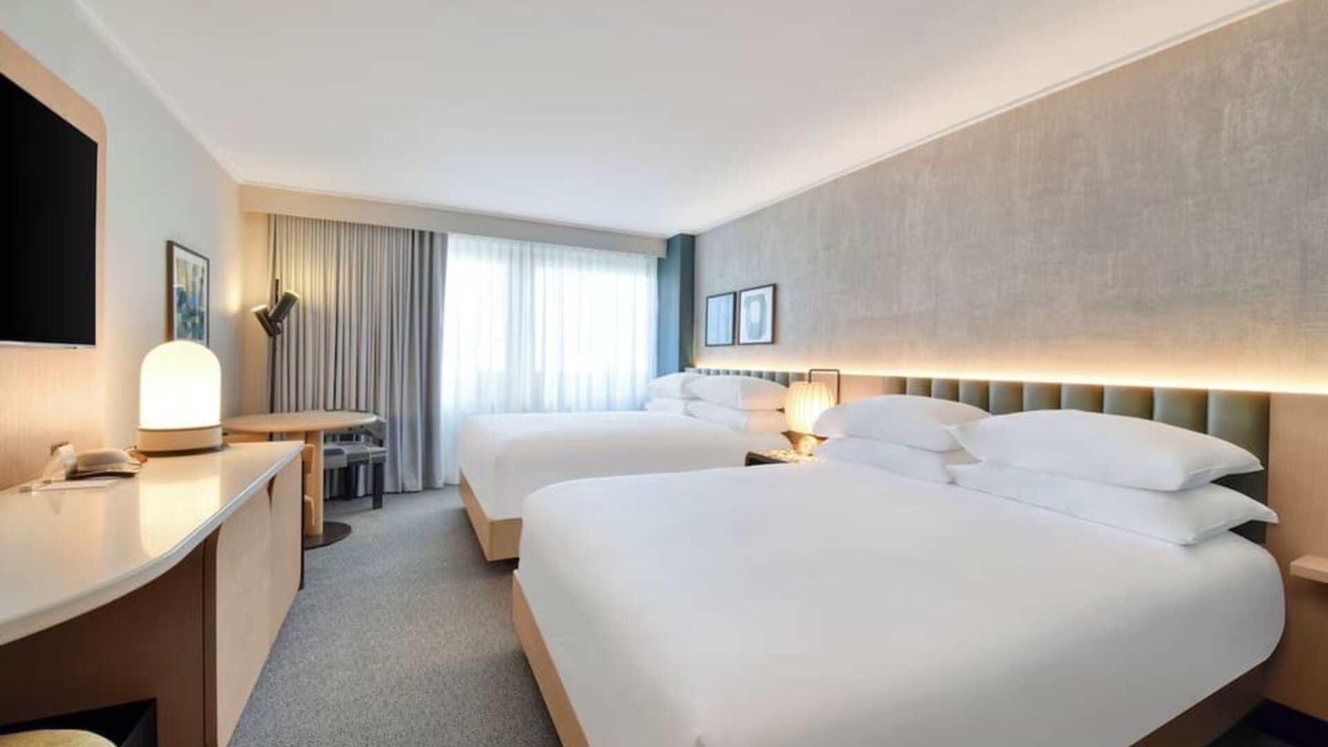 Day use twin room at Kimpton Theta New York - Times Square.