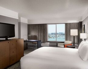 Standard day use room with workspace at DoubleTree By Hilton San Francisco Airport North Bayfront.