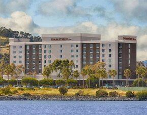 Exterior view of DoubleTree By Hilton San Francisco Airport North Bayfront.