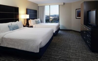 Day use twin room at Embassy Suites By Hilton Los Angeles-Intl Airport North.