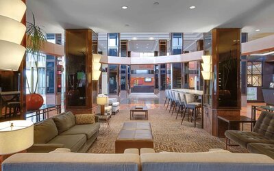 Lobby lounge at Hilton Newark Airport.
