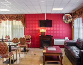 Rodeway Inn Huntington Station