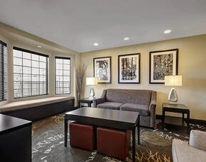 Lobby lounge at Staybridge Suites Washington D.C.- Greenbelt.