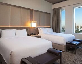Day use twin room at H Hotel Los Angeles, Curio Collection By Hilton.