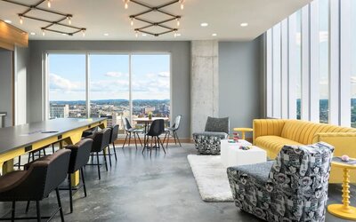 Dining area perfect for coworking at Moxy Boston Downtown.