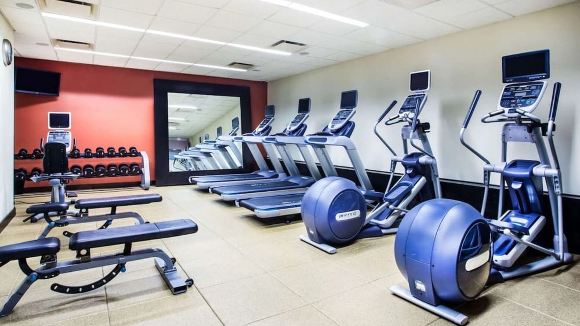 Fitness center at Hilton Garden Inn New York/West 35th Street.
