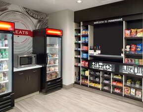 Convenience store at Hampton Inn & Suites Rosemont Chicago O'Hare.