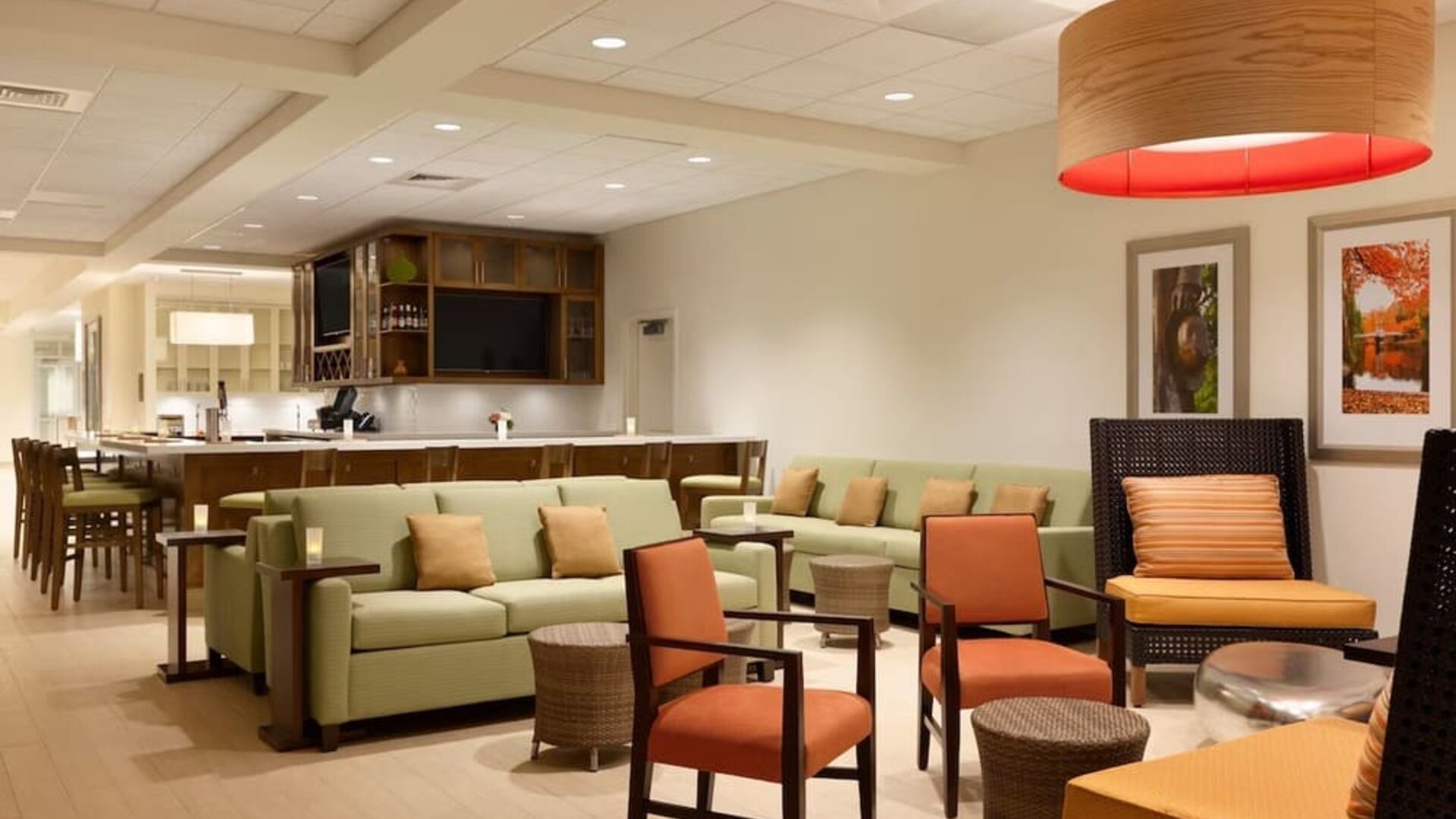 Lounge area perfect for coworking at Hilton Garden Inn Boston Logan Airport.