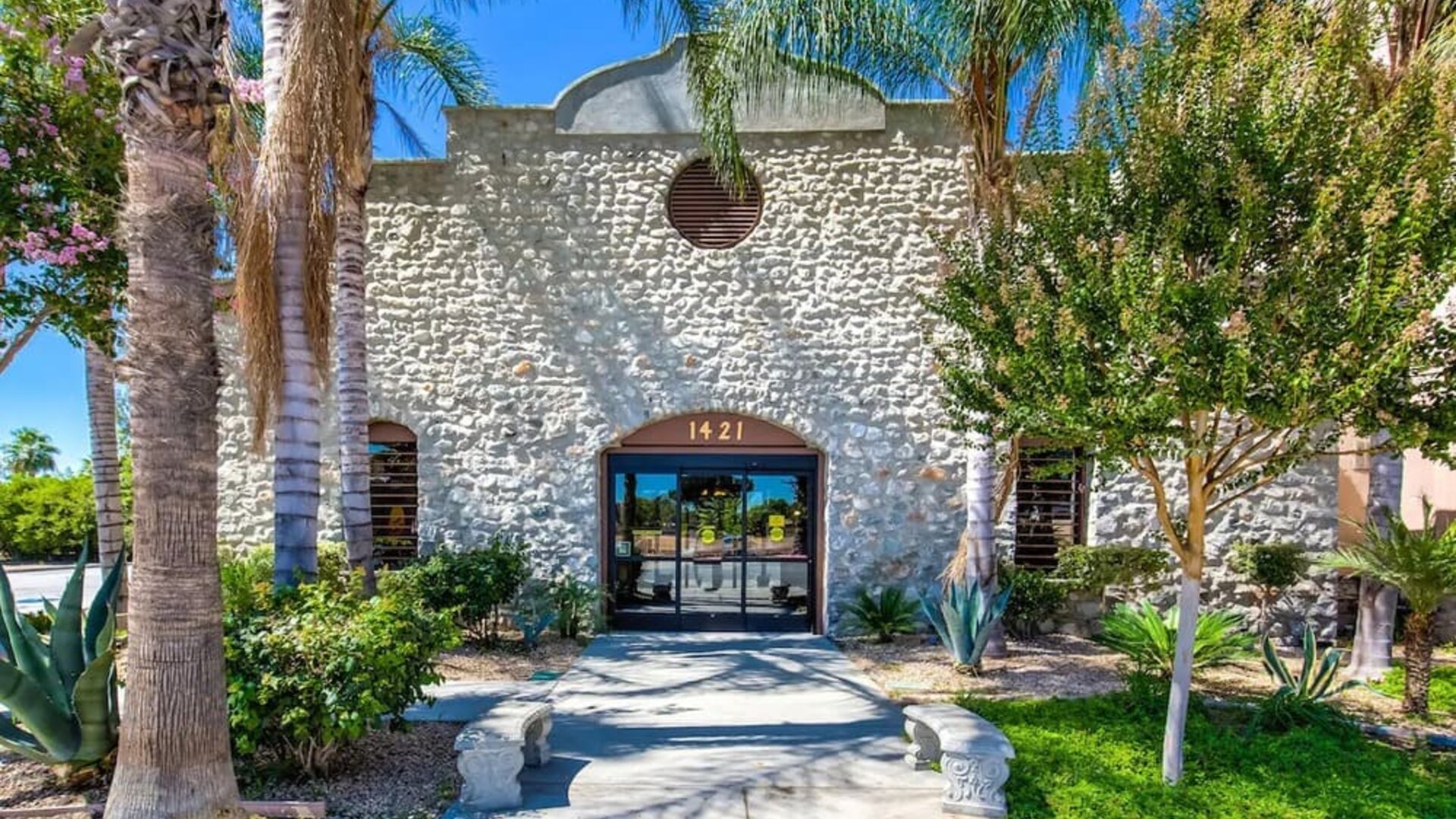 Hotel exterior at Comfort Inn Pomona Near Fairplex.